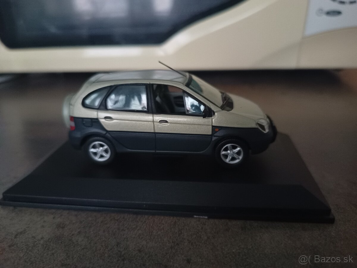 1:43 Renault Scénic - 3