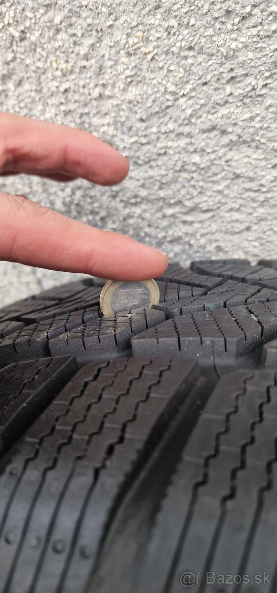 Uniroyal zimne gumy 235/55 r18 - 3