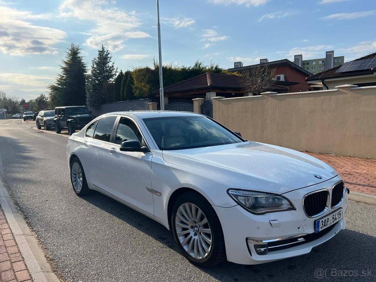 Predám BMW 730d - 3