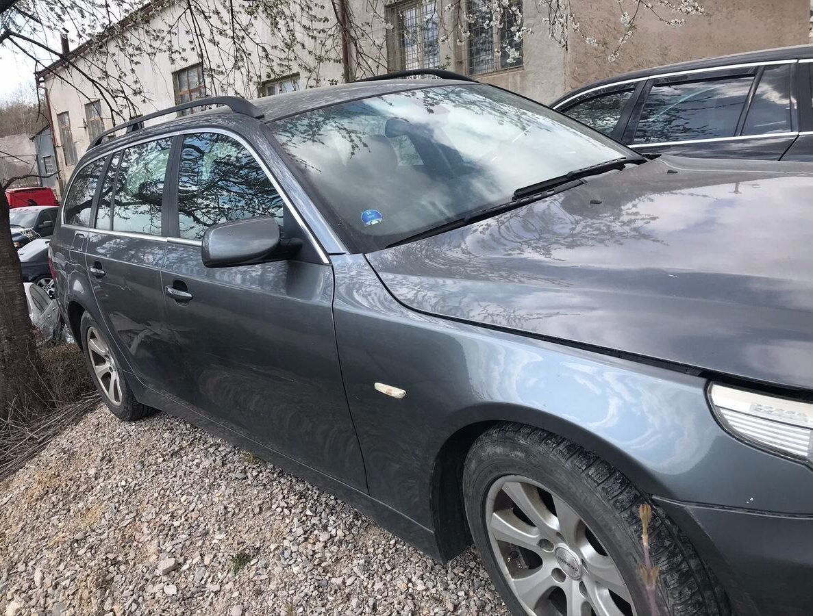 BMW E61 525d - 3