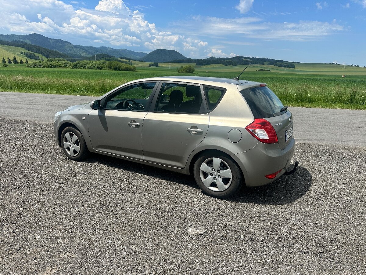 KIA Ceed 1.6 66kw DIESEL - 3