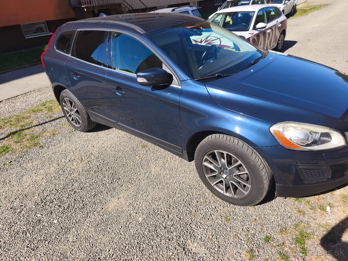 Predám Volvo XC60 r.v 2014 - 3