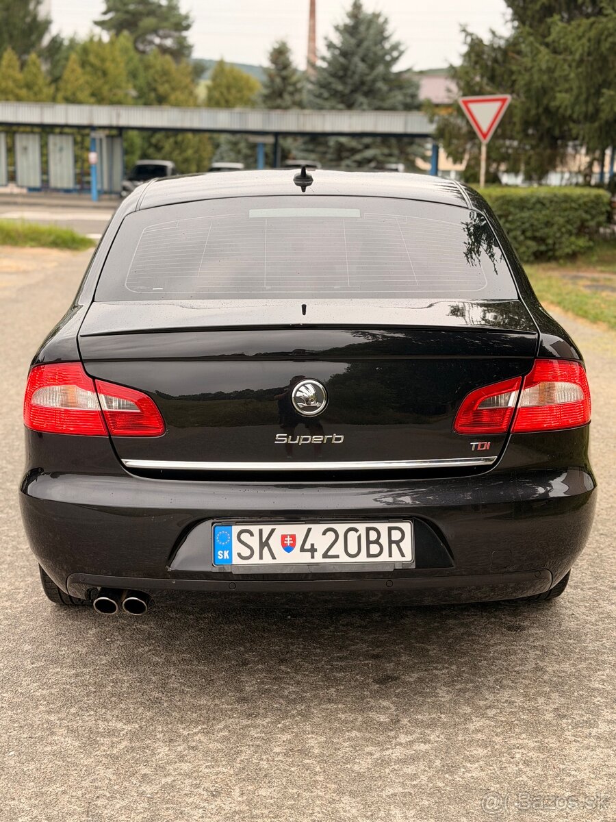 Skoda Superb 2.0 Tdi CR DSG - 3