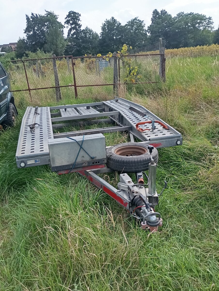Predám autoprepravnik Téma Car - 3