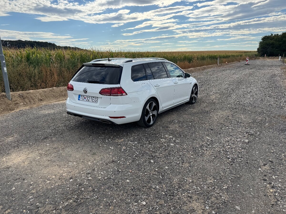 Predám Volkswagen Golf variant 1.5 TSI 110 KW - 3