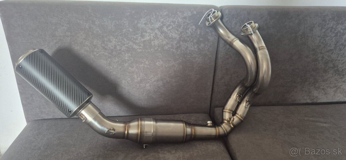 Ladene vyfukove zvody aj na RS 660 - 3