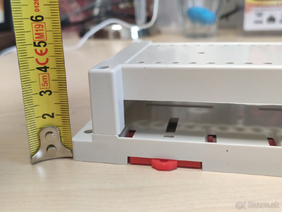 Krabička na DIN lištu - 3