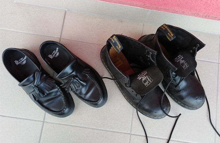 2 x Dr. Martens - 3