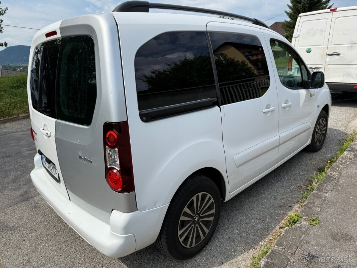 Predám Peugeot Partner Tepee 1,6 HDi, 73kW - 3