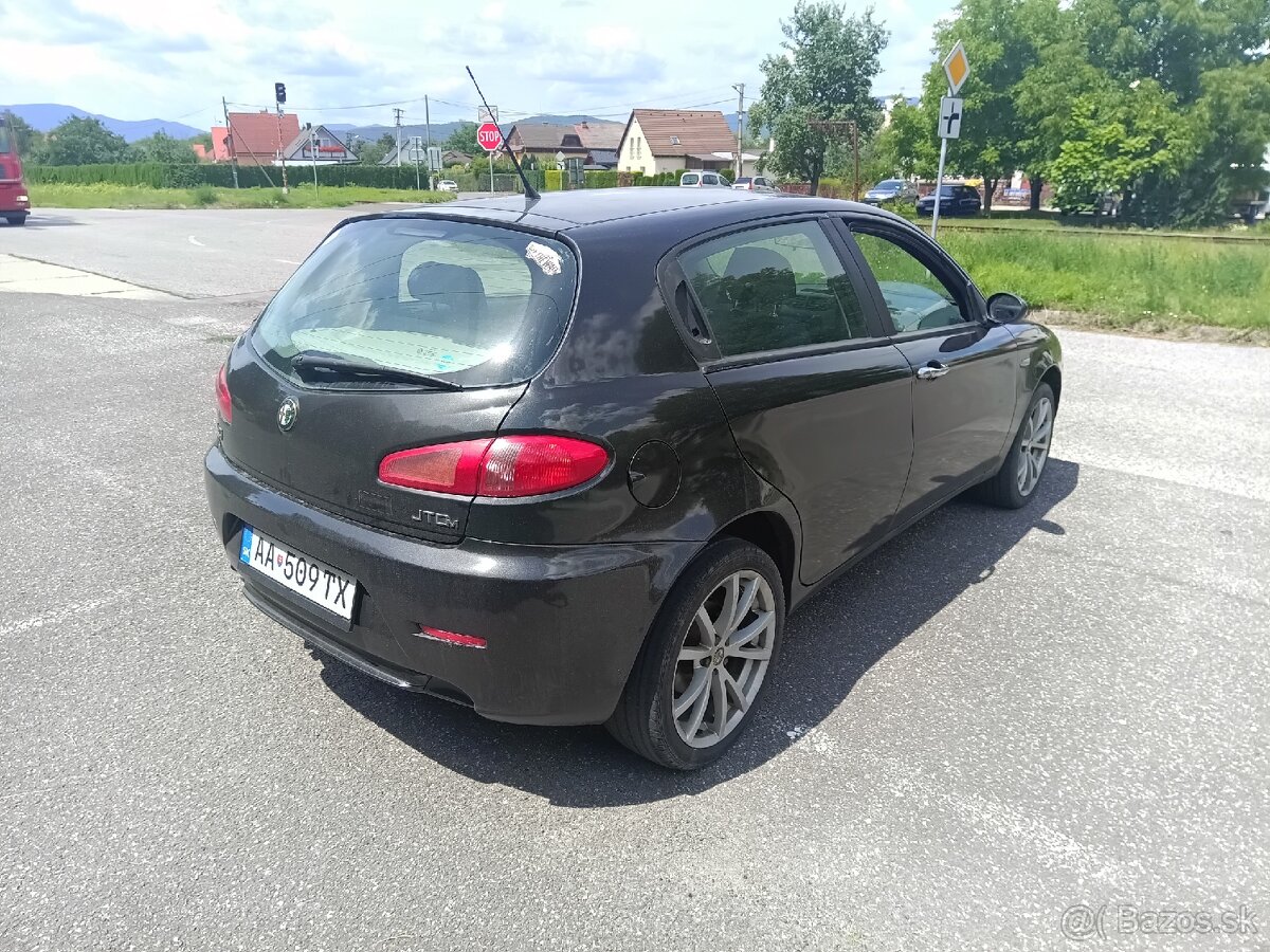 Alfa Romeo 147 1.9JTD - 3