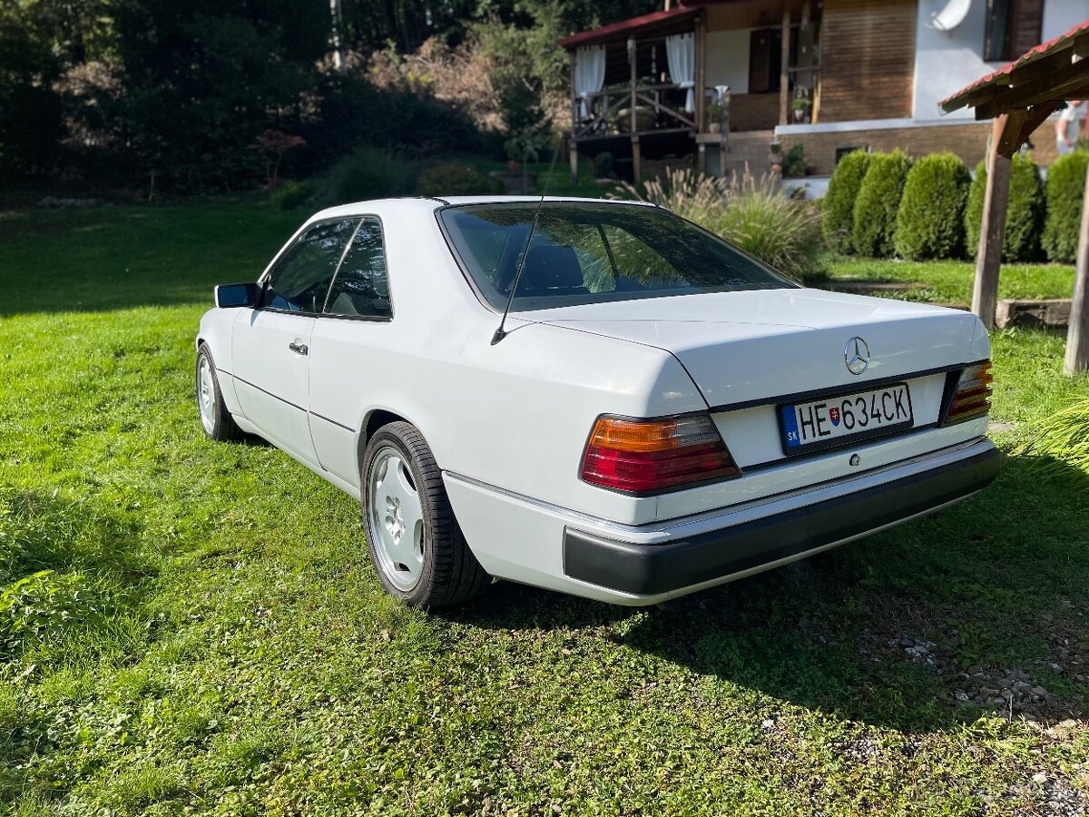 Mercedes-Benz C124 230 CE - 3