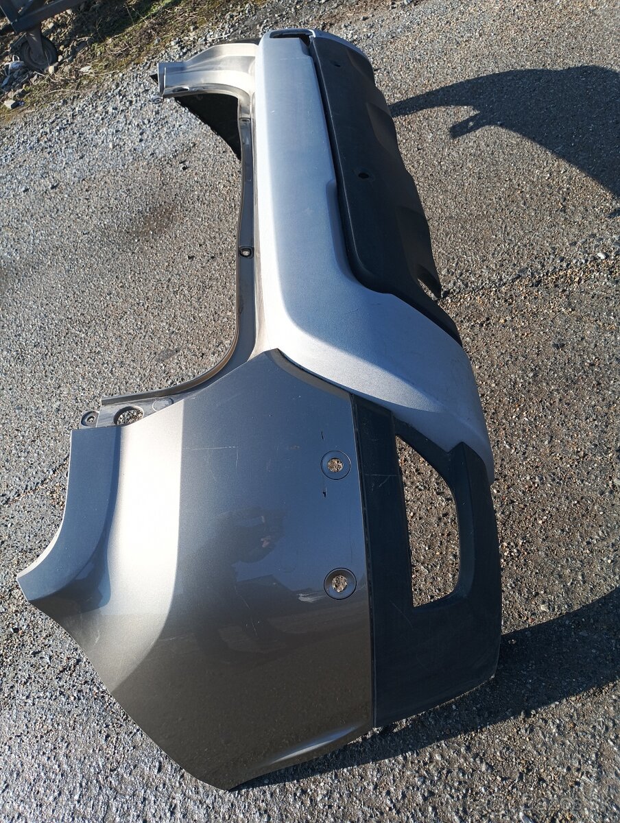 Zadný nárazník Dacia Duster 2 - 3