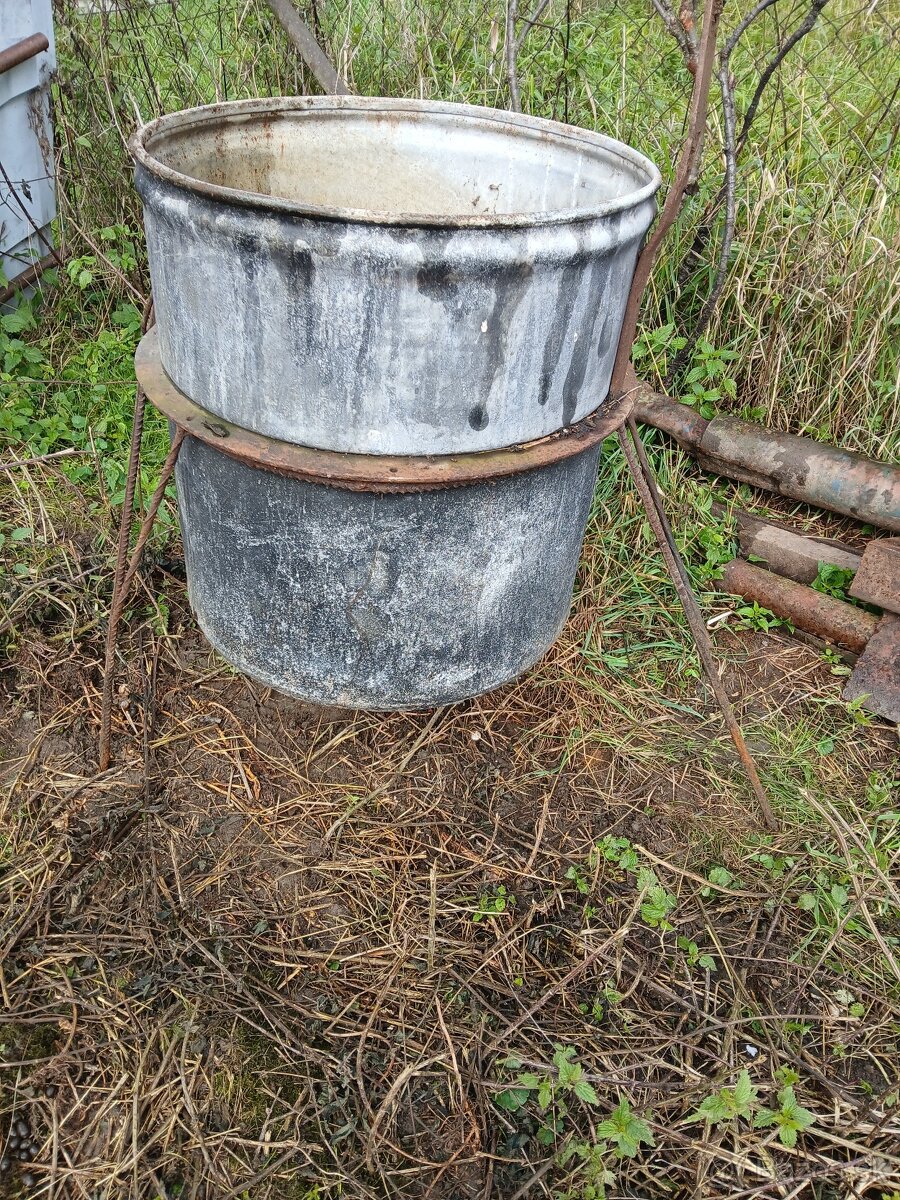 Predám vrchný diel na parak na trojnožke. - 3