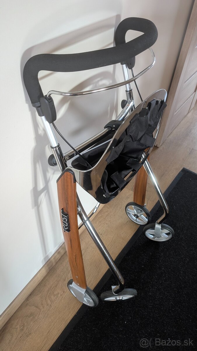 Invalidné chodítko Trustcare - 3