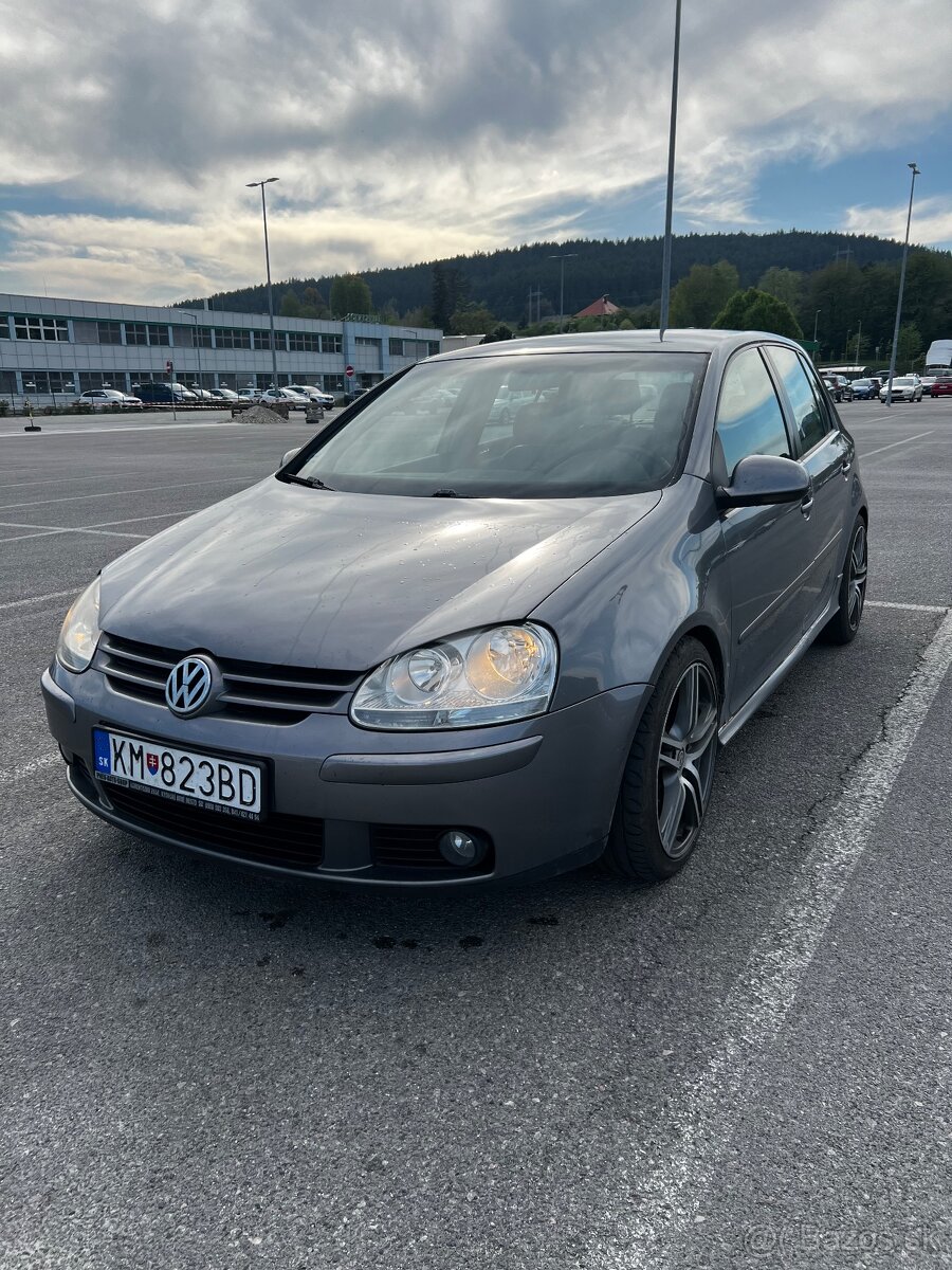Volkswagen Golf 5 - 3