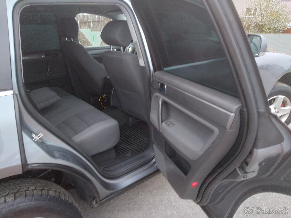 Volkswagen Touareg 2,5 tdi - 3