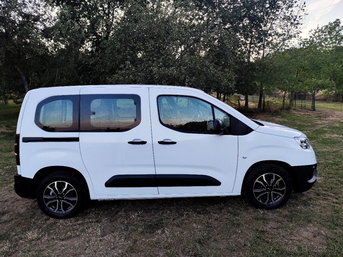 TOYOTA PROACE CITY VERSO - 3