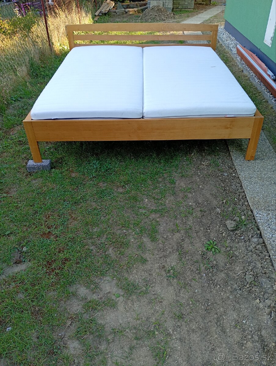 Manželská posteľ - 3