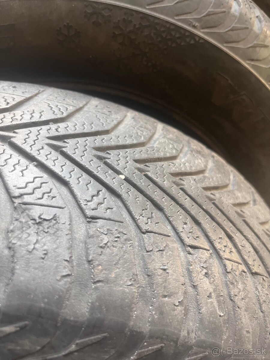 Zimne pneu 195/65r15 - 3