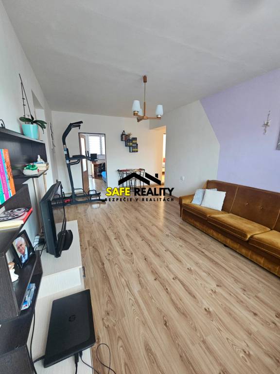 Trojizbový byt, Čierne pri Čadci, Exkluzívne - 3