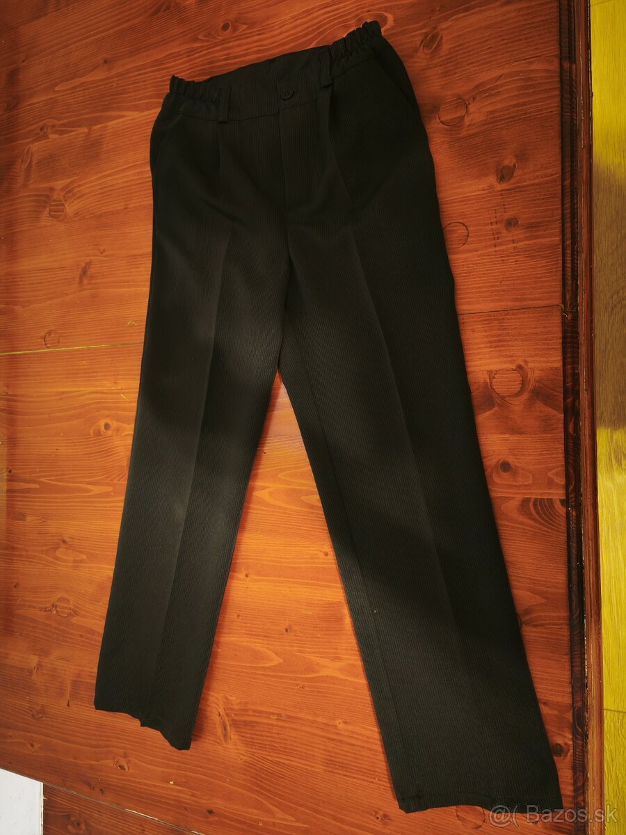 Predam raz pouzity oblek na chlapca - 3