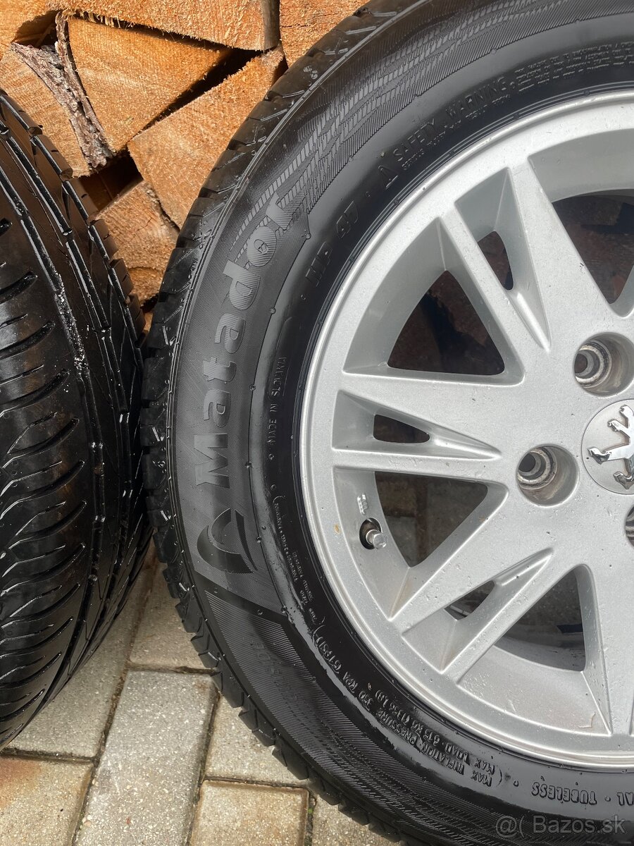 195 65 r15 Peugeot 4x108 - 3