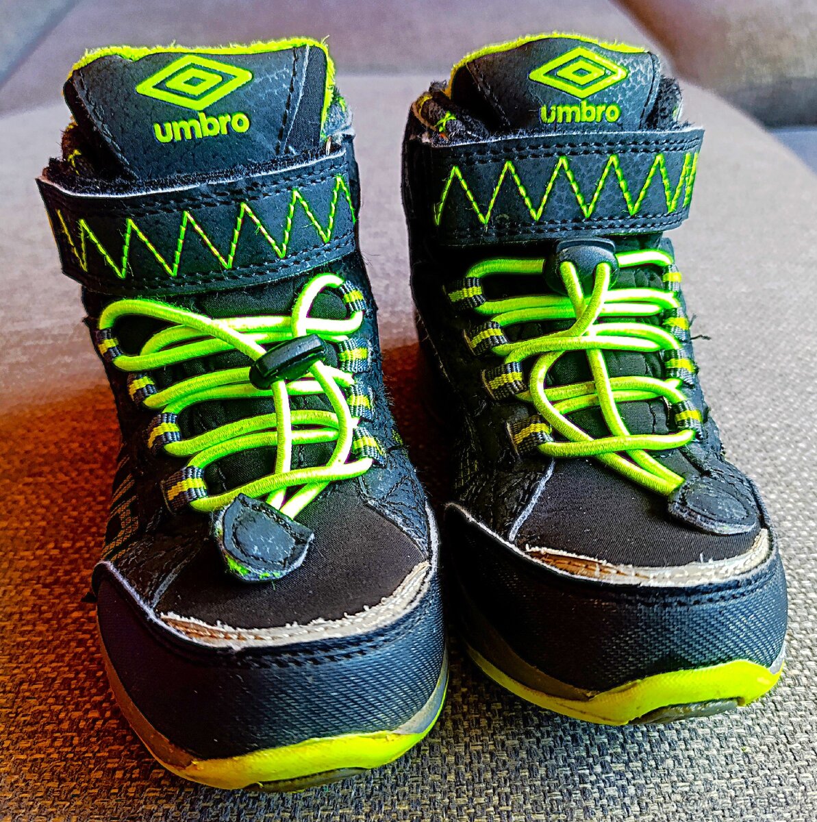 Detské zimné softshelové topánky značky Umbro - 3