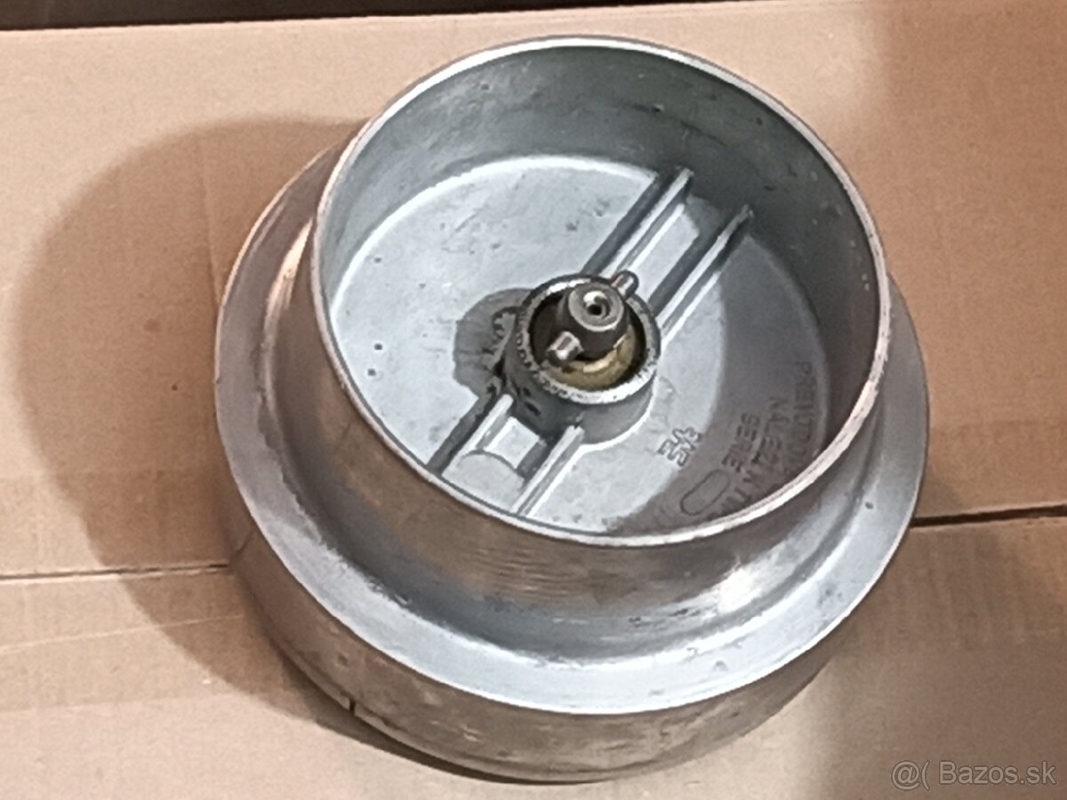 Miesacie hnetacie nádoby robot ETA, Pragomix, Uks - 3