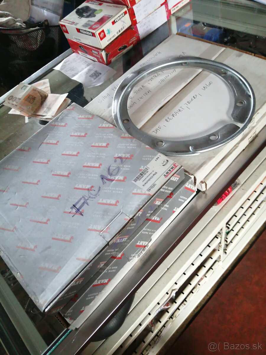 DAF, RENAULT TRUCKS, VOLVO SADA PŘÍSLUŠENSTVÍ BRZDOVÝCH DESE - 3