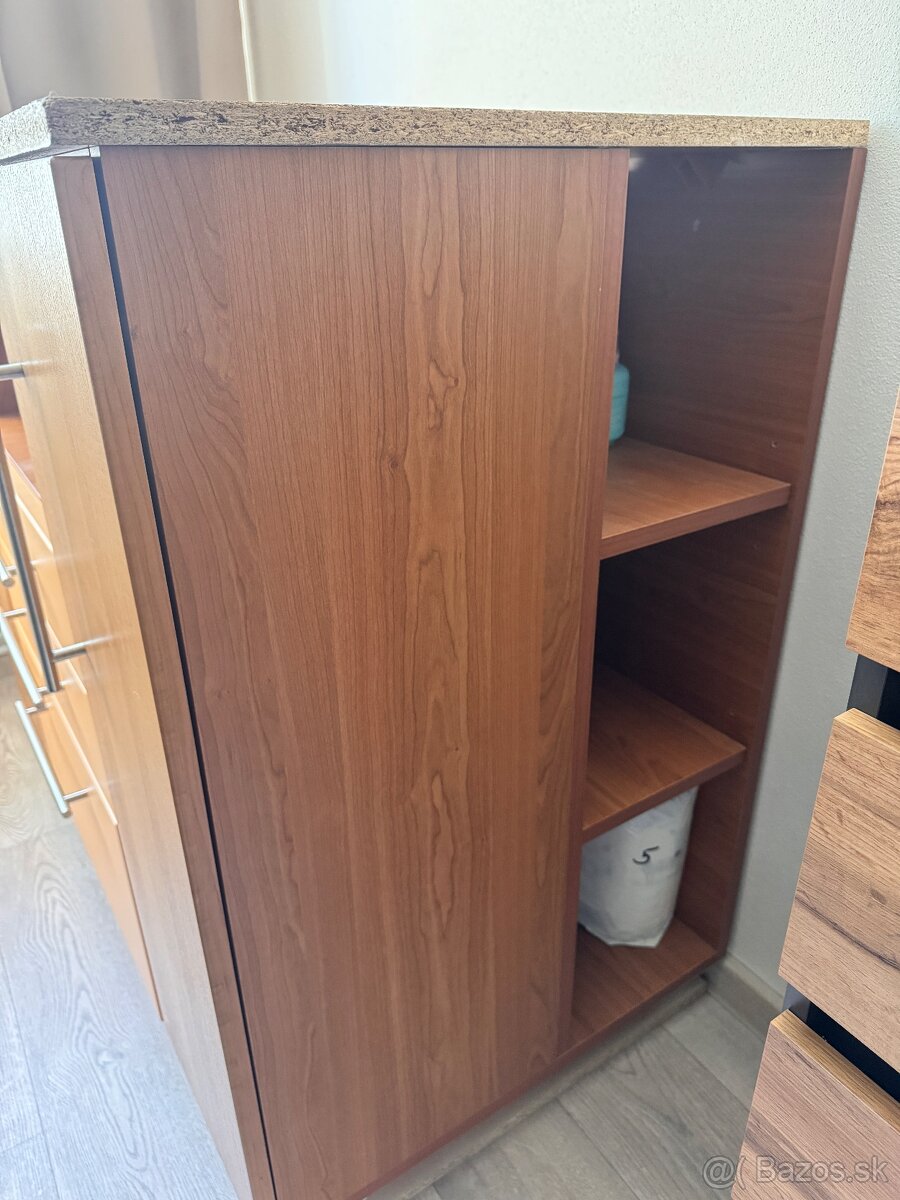 Komoda s prebalovacim pultom - 3