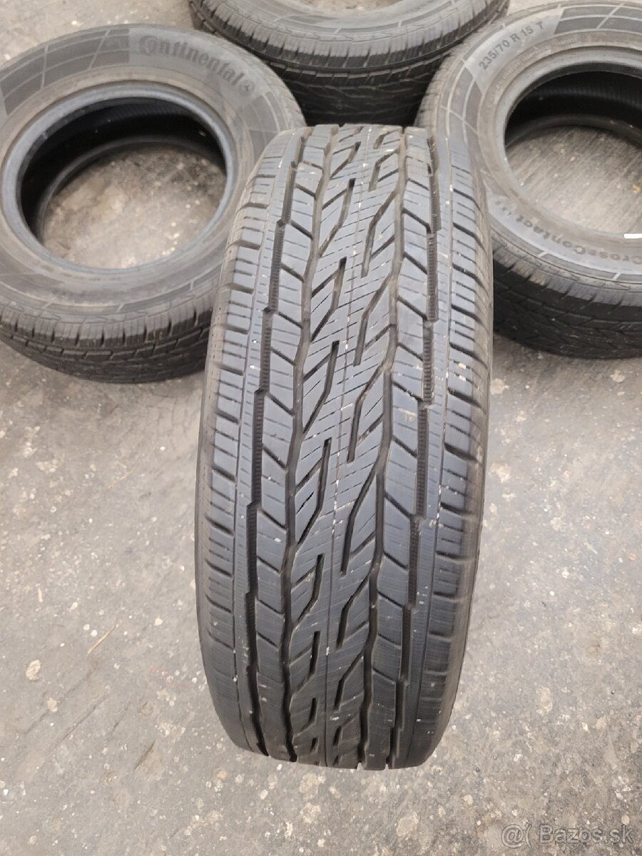 235/70 R15 Continental - 3