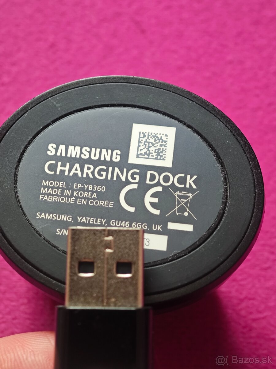 Predám Samsung charging dock - 3