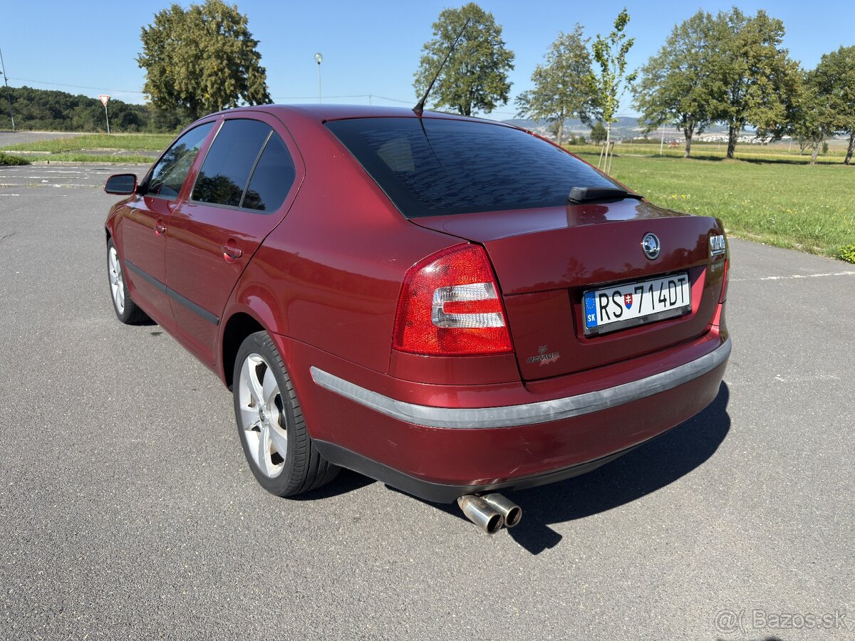 Škoda Octavia 1.6 FSI - 3