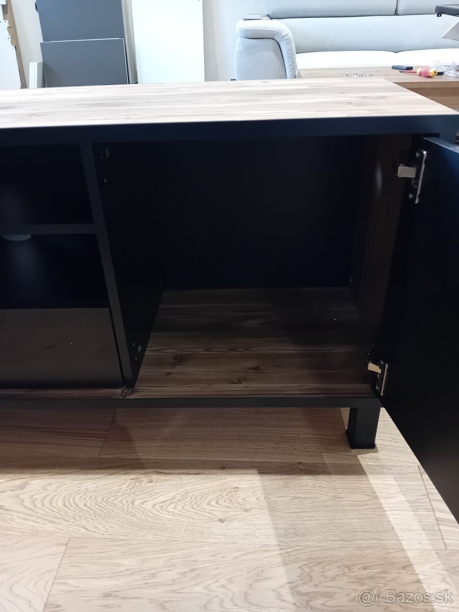 TV stolík - 3