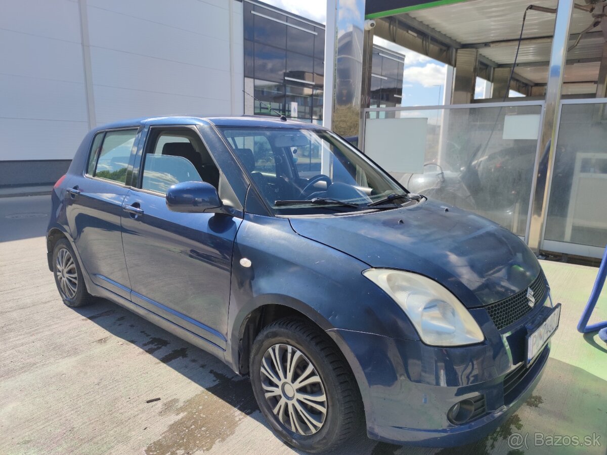 Suzuki Swift - 3