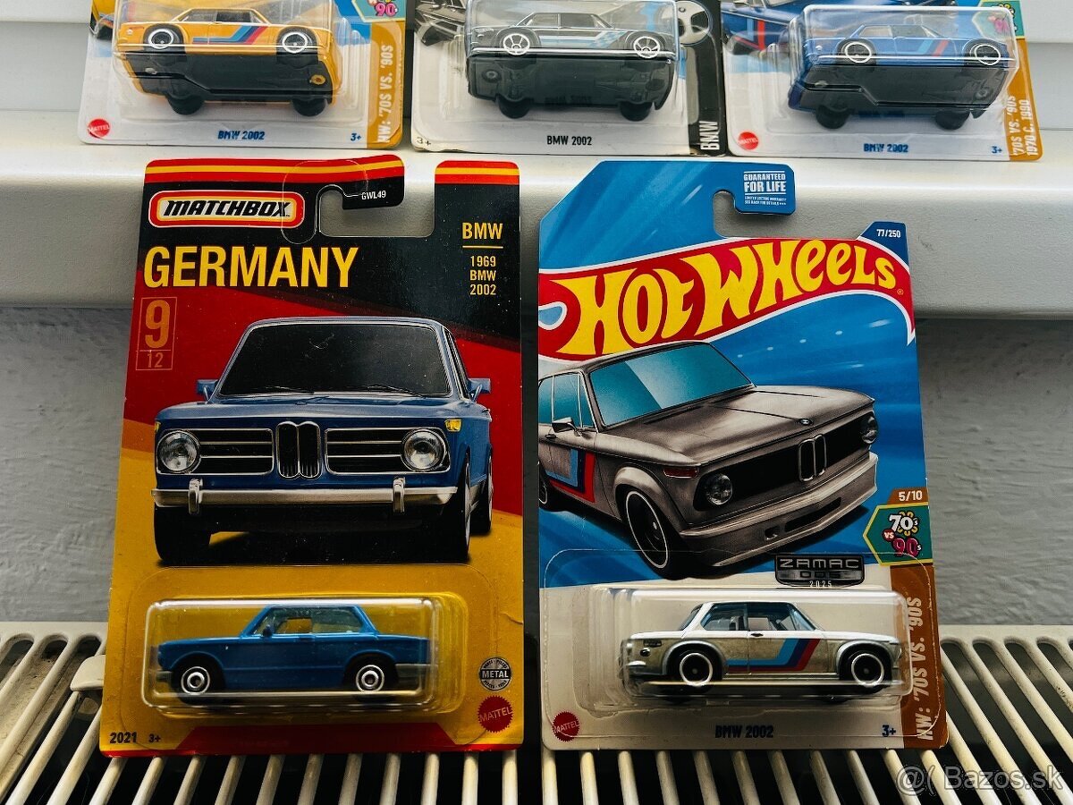 BMW 2002 hot wheels - 3