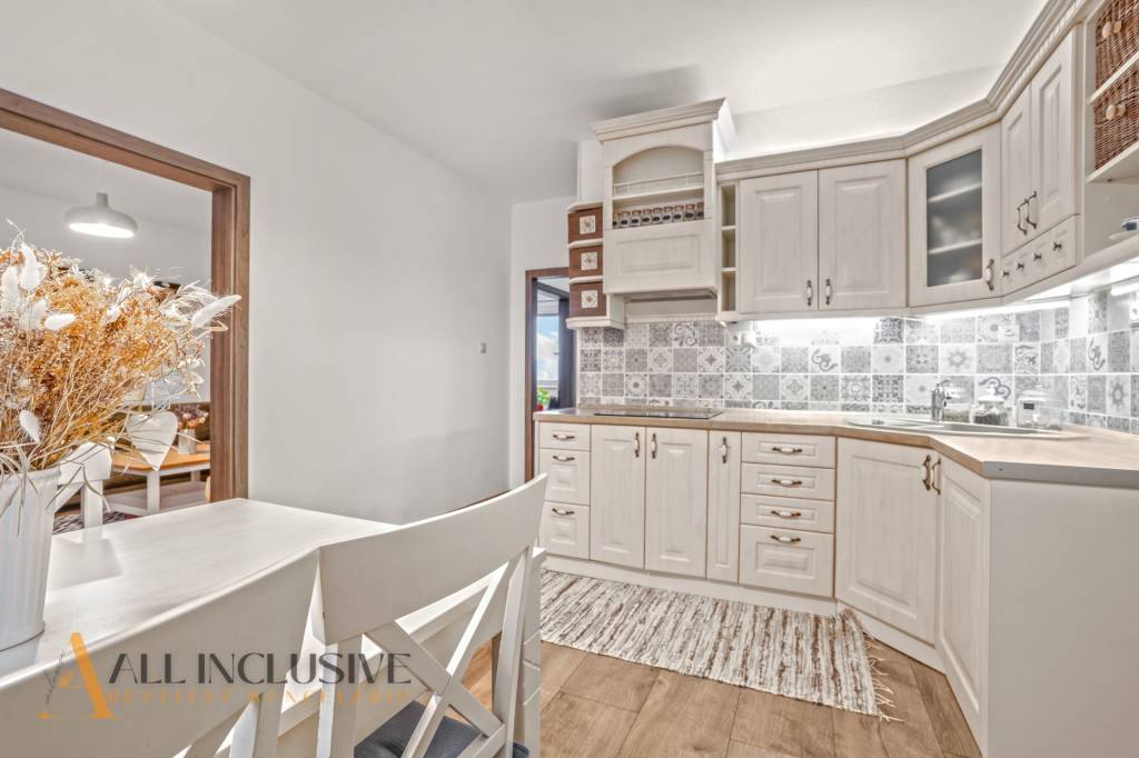 ALL INCLUSIVE I KOMPLET ZREKONŚTRUOVANÝ 3 IZBOVÝ BYT S BALKÓ - 3