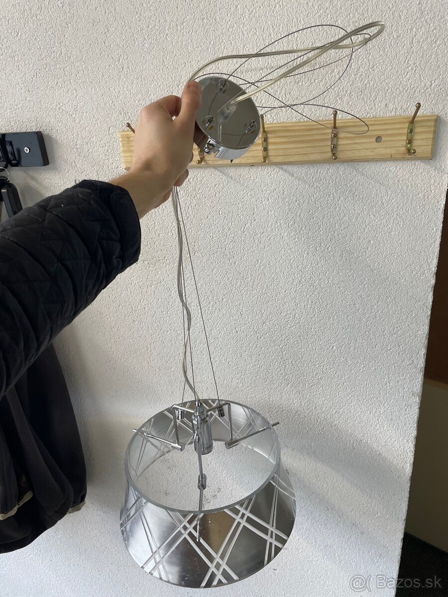 Elegantné závesné svetlo - 3