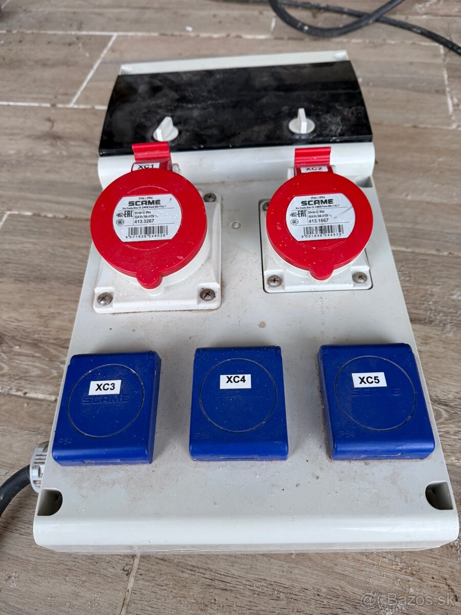 Stavebný rozvádzač - 3