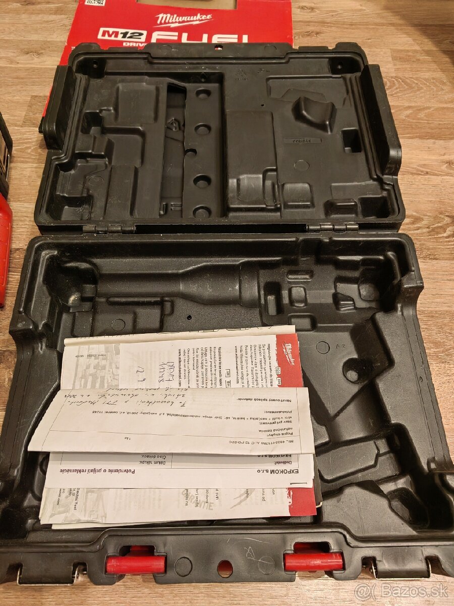 Kufor k naradiu M12 - 3