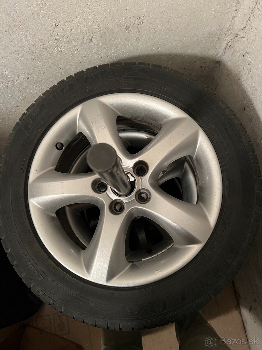195/65R15 - 3