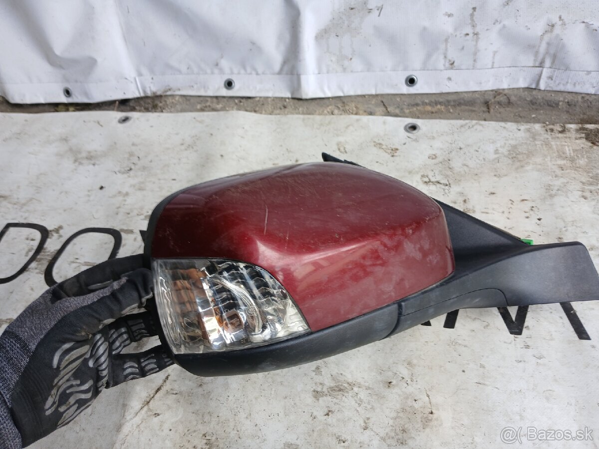 Volvo XC70 Prave spatne 6pin - 3