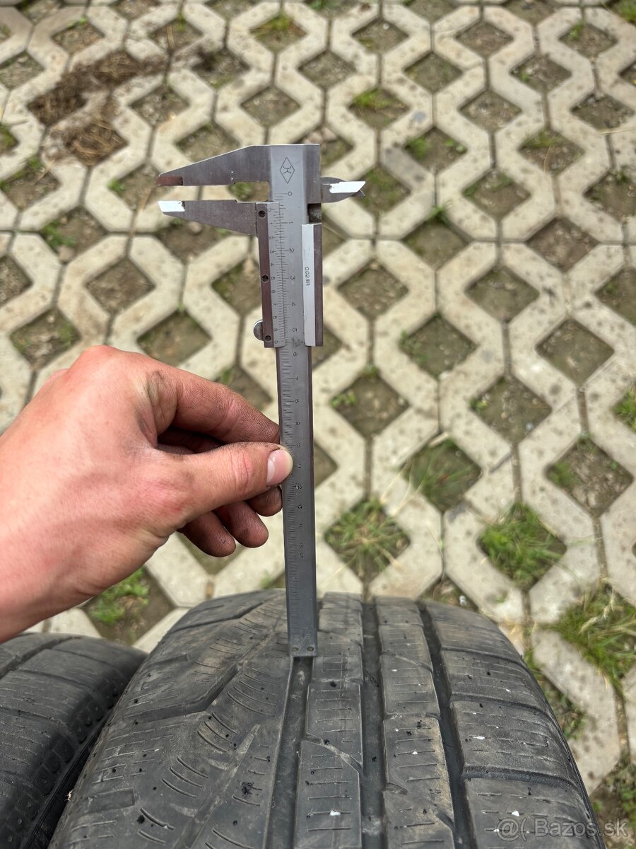225/50 R17 - 3