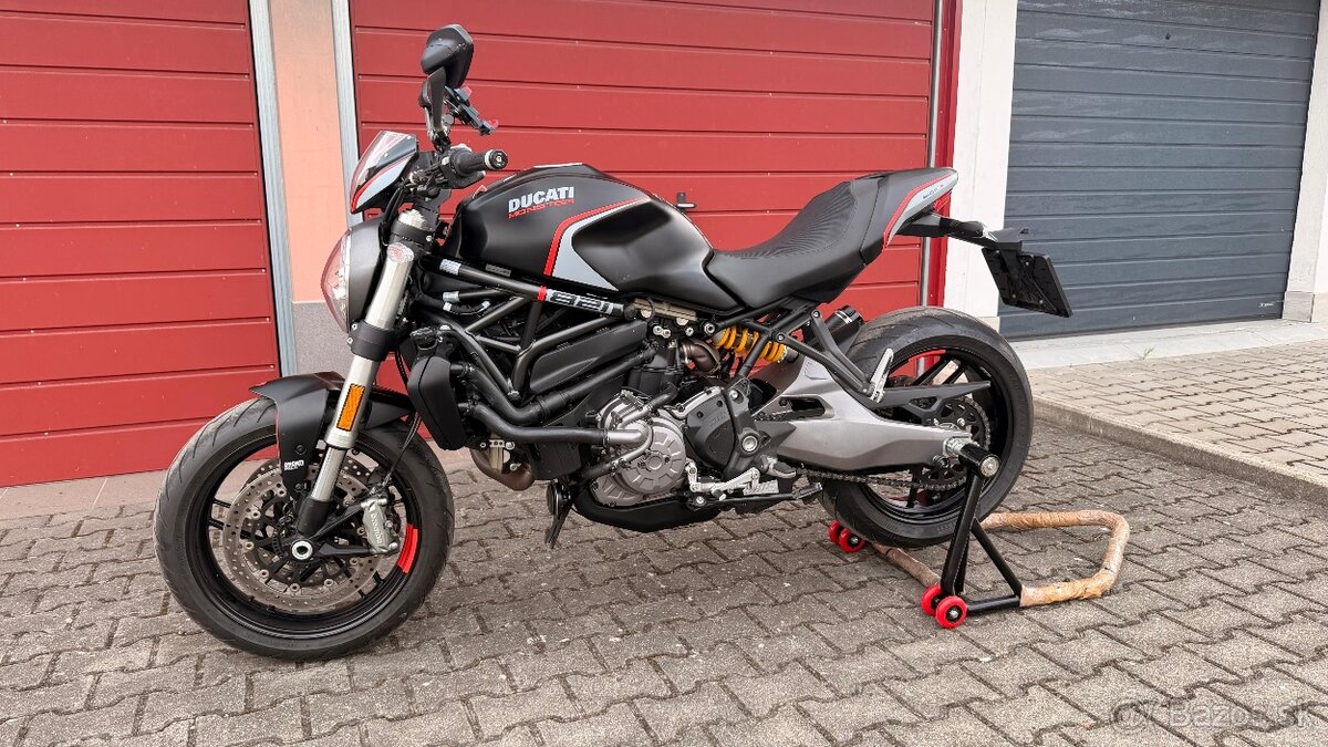 Ducati monster 821- 4000km - 3