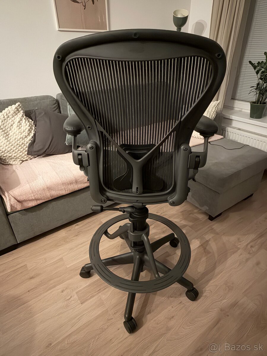 Herman Miller Aeron Stool - 3