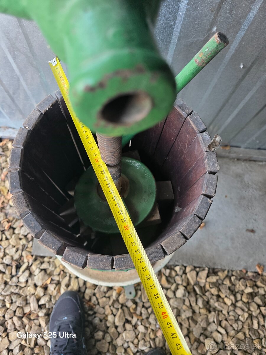 Lis na hrozno +mlyncek - 3