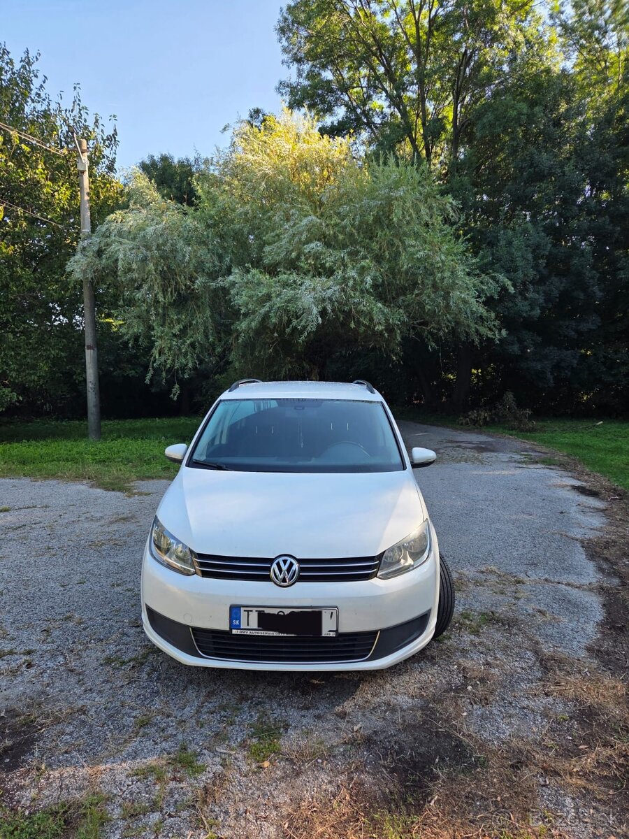 Volkswagen Touran - 3