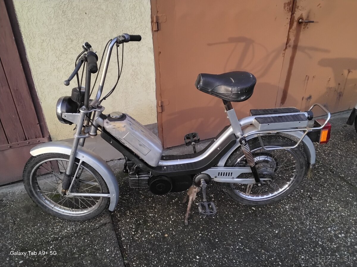 Jawa babetta alkatrészek eladók - 3