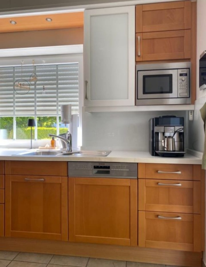 Buková moderní linka s vestavěnými spotřebiči,5897 - 3