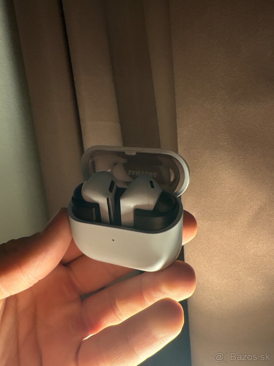 Samsung galaxy buds3 FE - 3